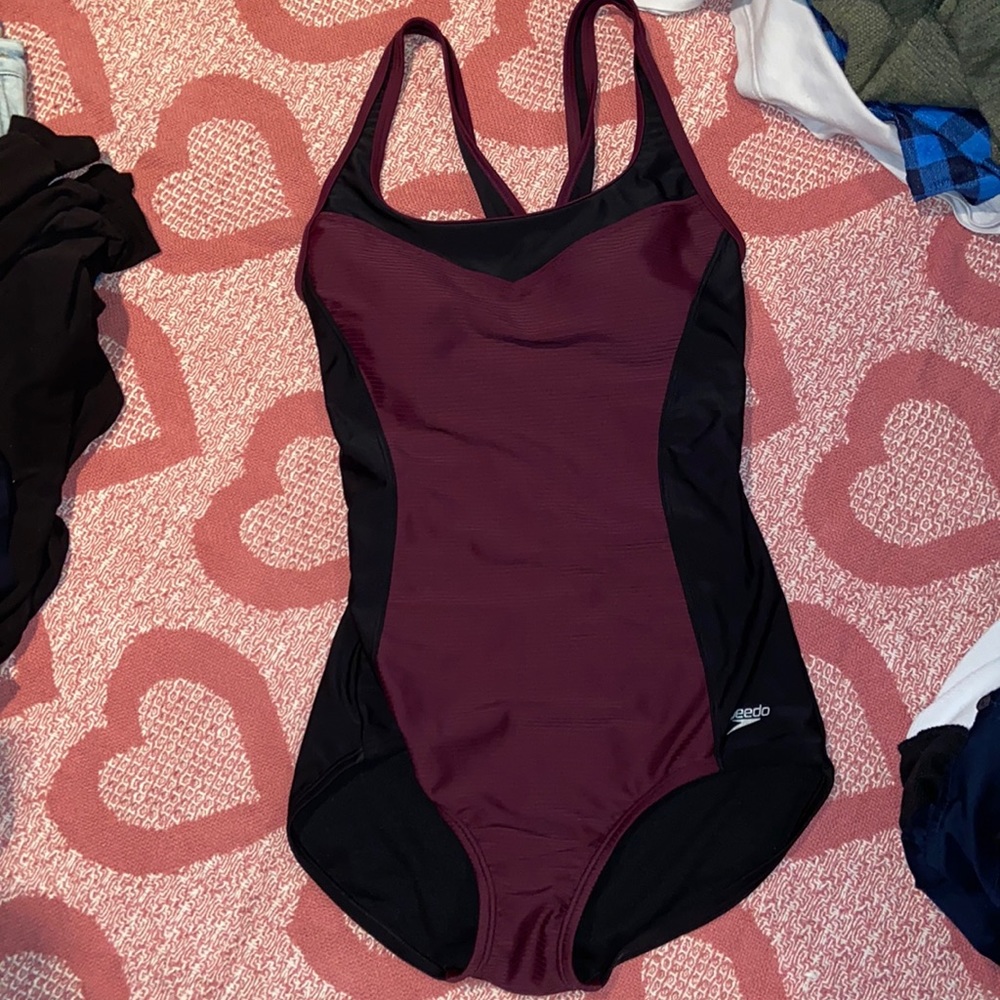 One piece speedo swim suit
